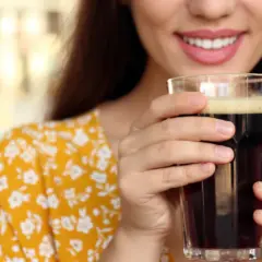 Czy kwas chlebowy ma alkohol? Odkryj zaskakujące fakty o nim