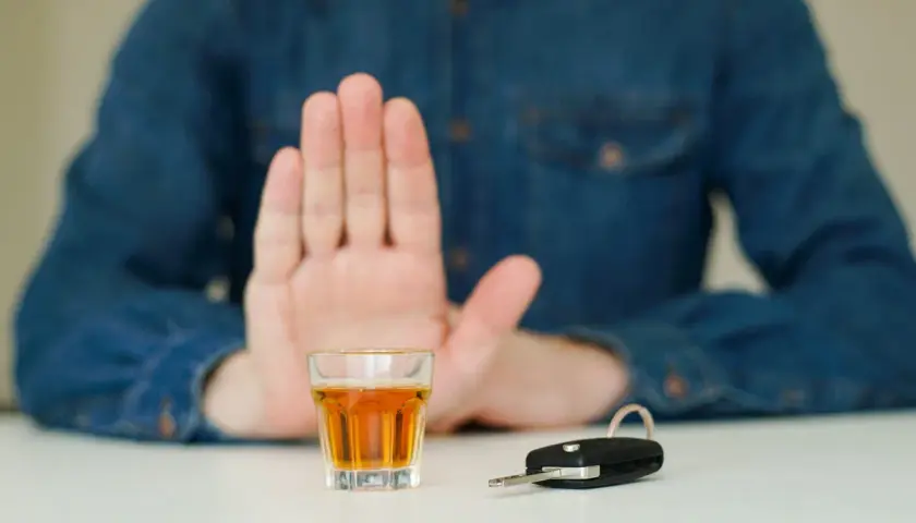 Czy zabierają prawo jazdy za jazdę pod wpływem alkoholu? Sprawdź konsekwencje