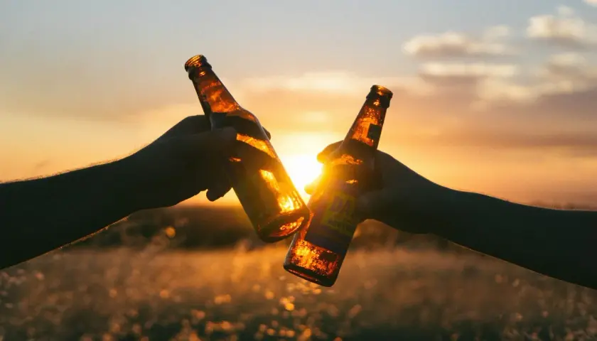 Czy po wyrwaniu 8 można pić alkohol? Ryzyko i zalecenia zdrowotne