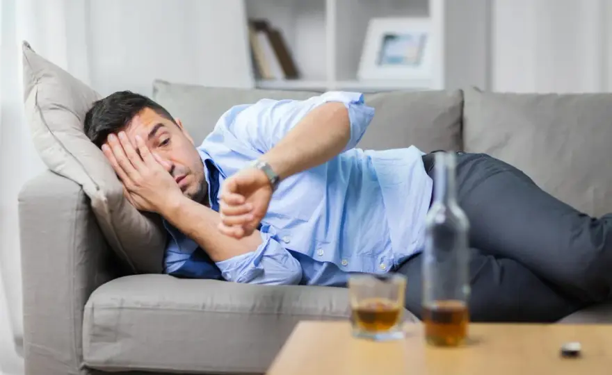 Szybkie wytrzeźwienie - Czy to możliwe? Prawda o alkoholu